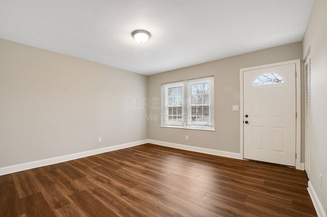 Building Photo - 10501 Millers Ln