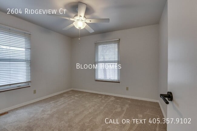 Building Photo - 2604 Ridgeview Ct