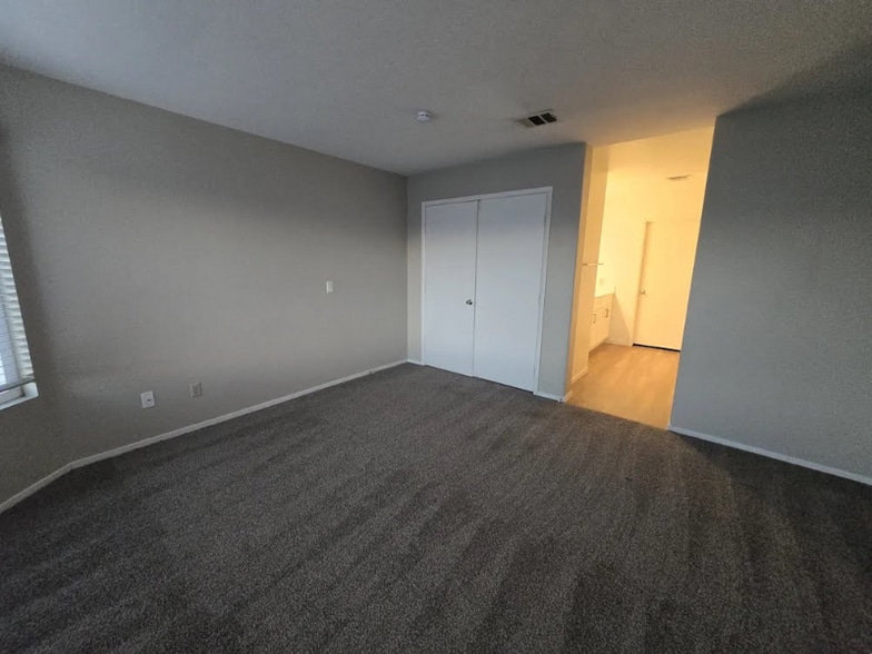 Building Photo - 2180 Arborwood Way