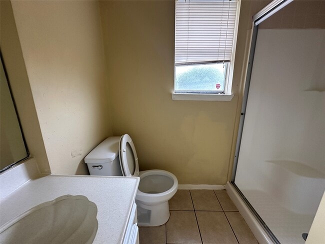 Building Photo - 1937 Arcadia Dr