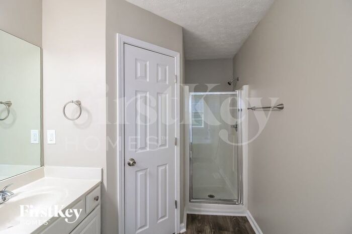 Building Photo - 4073 Beaver Oaks Dr