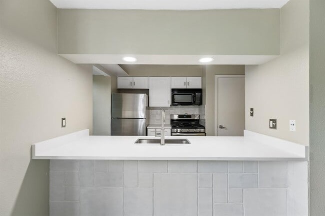 Building Photo - 7801 Shoal Creek Blvd