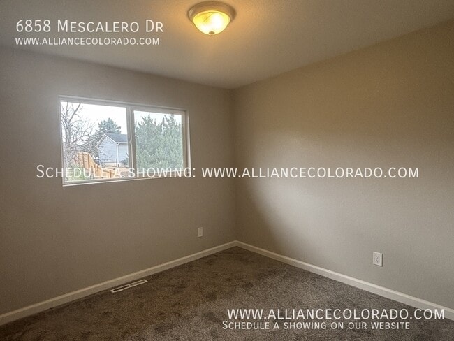 Building Photo - 6858 Mescalero Dr