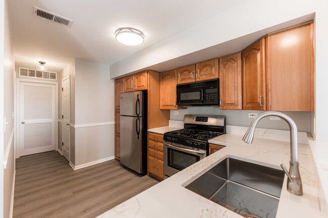 Building Photo - 1460 Winfield Way