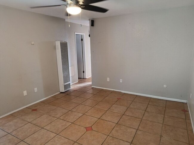 Building Photo - 777 Cypress Ave