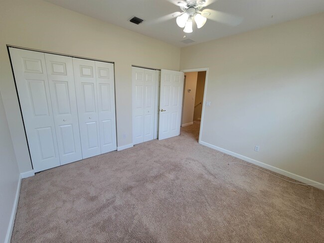 Building Photo - 4061 Shady View Ln