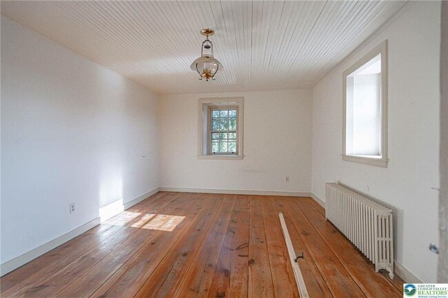 Building Photo - 621 Nursery Rd