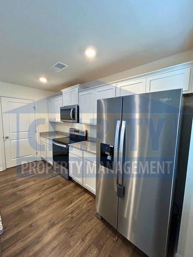 Building Photo - Beautiful home in Athens, TN!