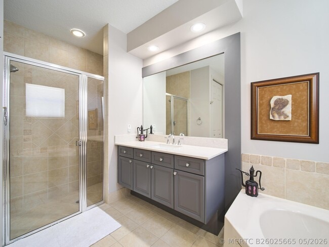 Building Photo - 8282 Spyglass Dr