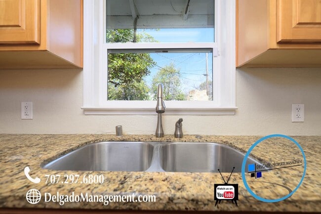 Building Photo - Ranch style 3 bedroom home