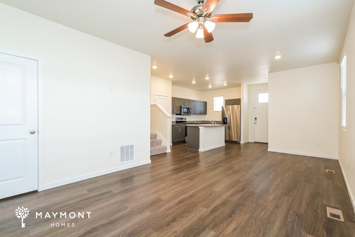 Building Photo - 13443 Oneida Ln