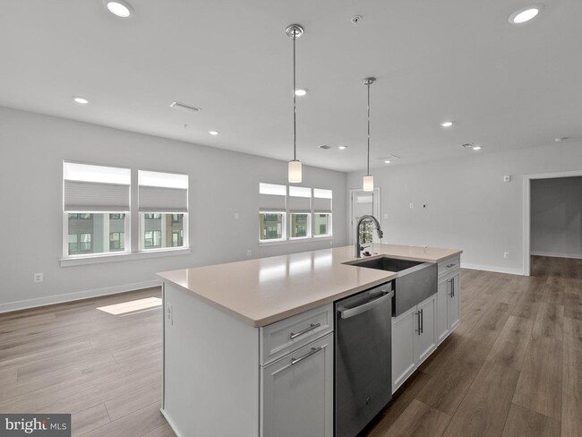 Building Photo - 12865 Mosaic Pk Wy
