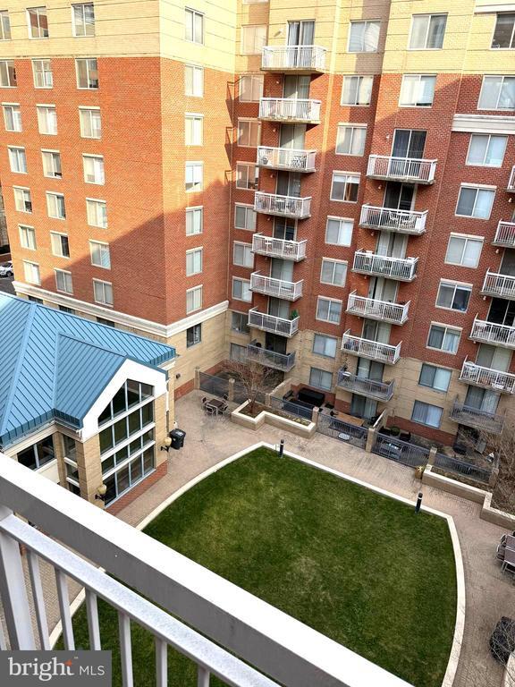 Building Photo - 3830 9th St N