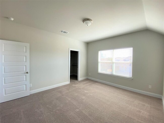 Building Photo - 600 C-Bar Ranch Trl