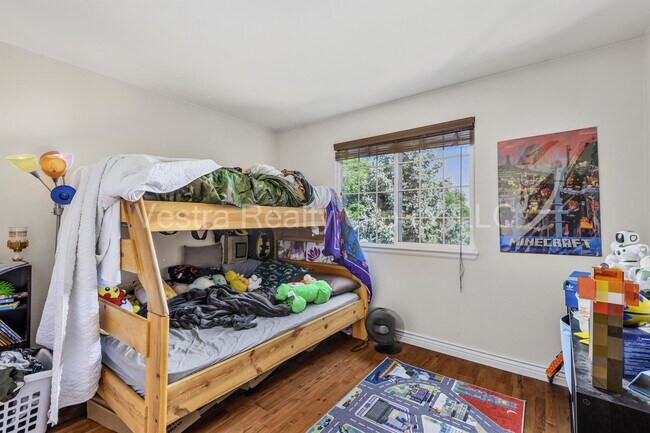 Building Photo - 2157 Maples Pl