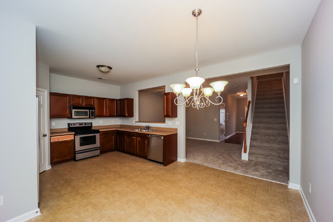 Building Photo - 2396 Camden Oak Way