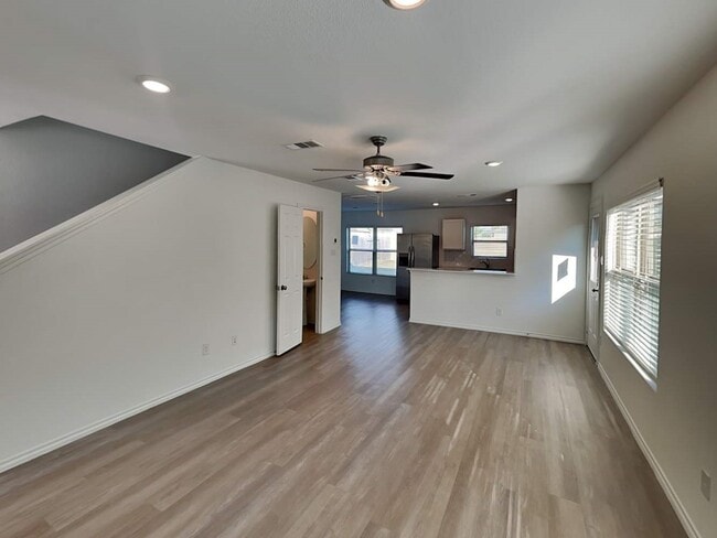 Building Photo - 18739 Faustina Way