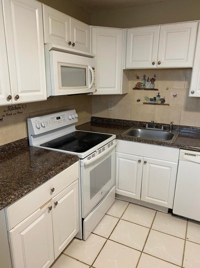 Building Photo - 5653 Barnstead Cir