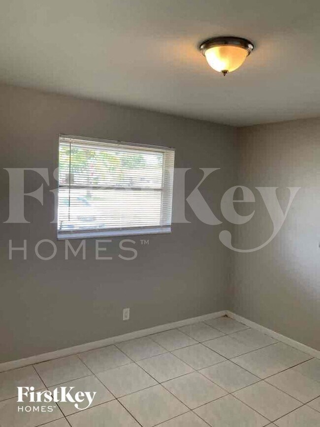 Building Photo - 630 NW 67th Terrace