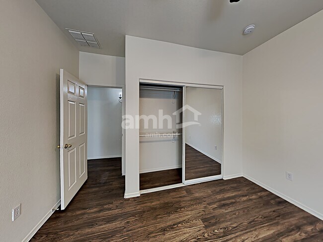 Building Photo - 12557 N Hirsutum Dr