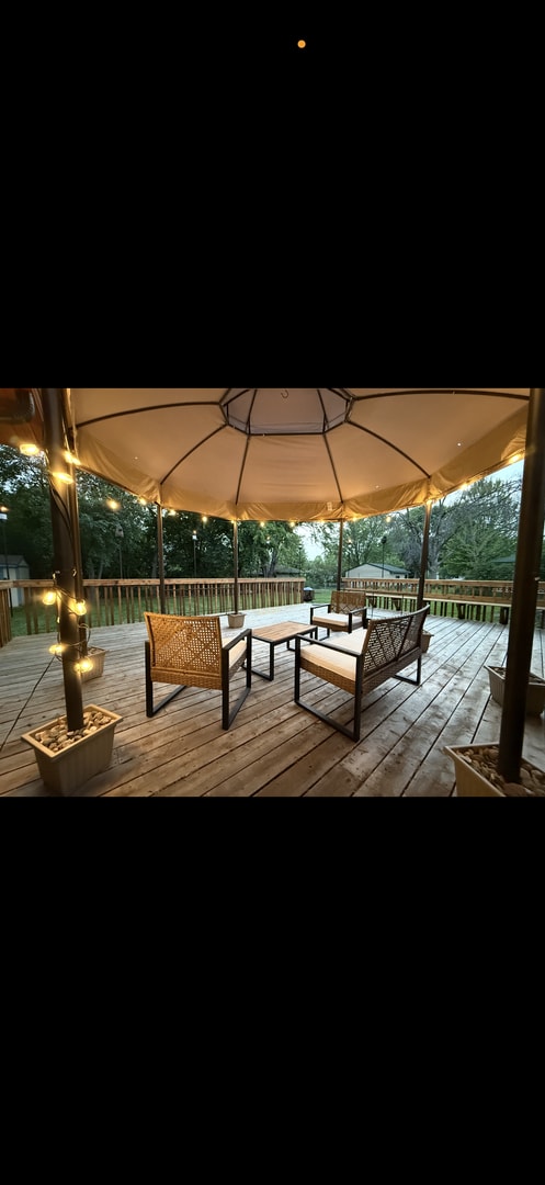 Building Photo - Bloomington 4 Bed 3 Bath Single Family Home