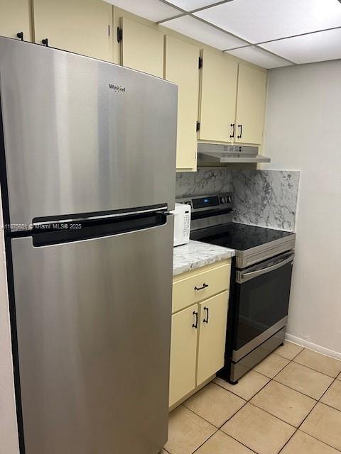 Building Photo - 633 S Royal Poinciana Blvd