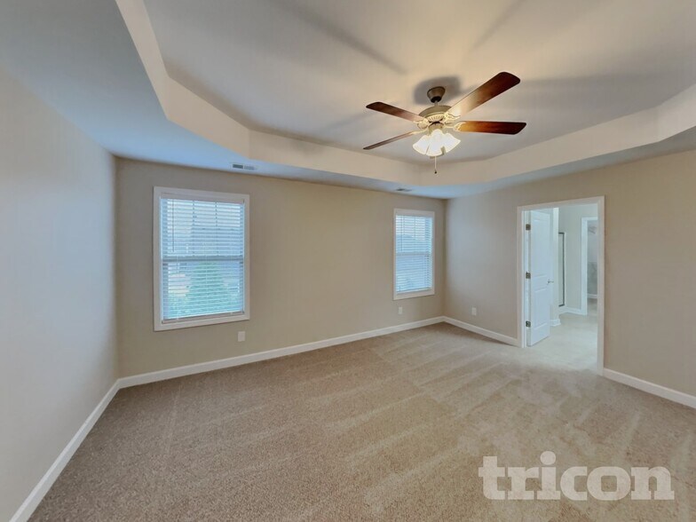 Building Photo - 1056 Lindyn Lee Wy