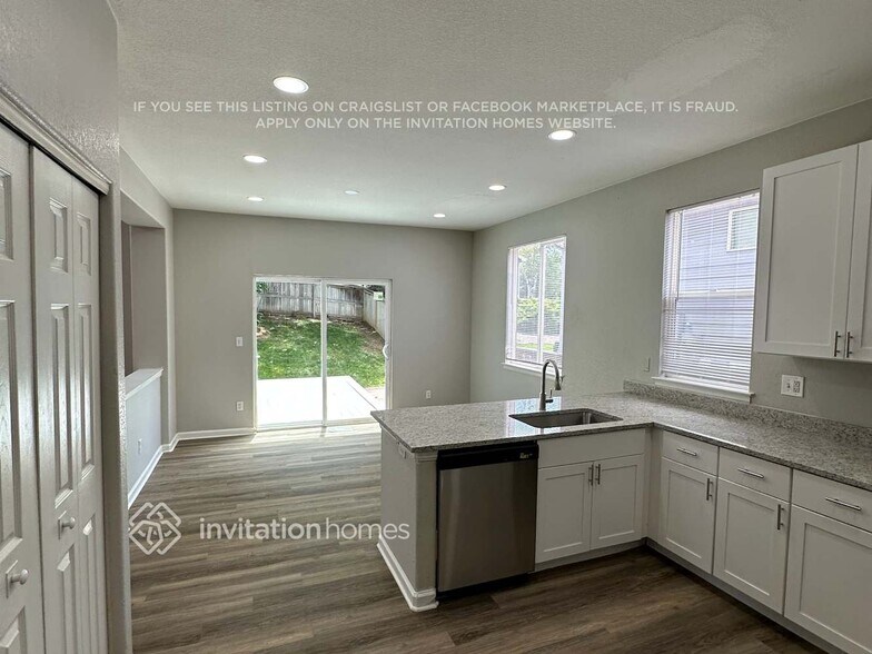 Building Photo - 10224 S Cherryhurst Ln