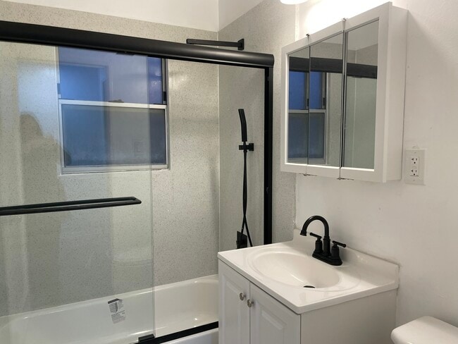 Primary Photo - 2513 Michelle Dr