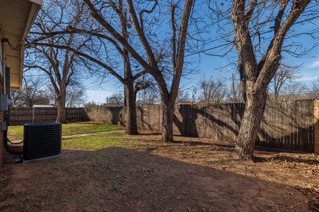 Building Photo - 2140 Glenwood Dr