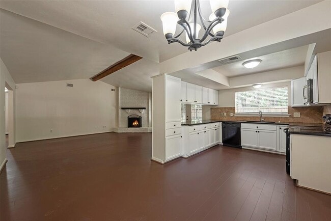 Building Photo - 1 Bellbird Ct