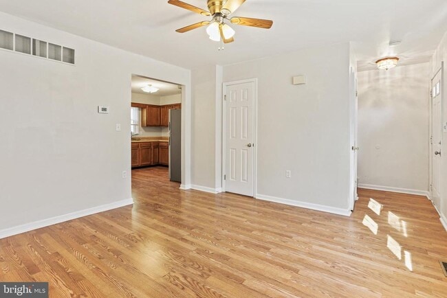 Building Photo - 412 Windy Knoll Dr