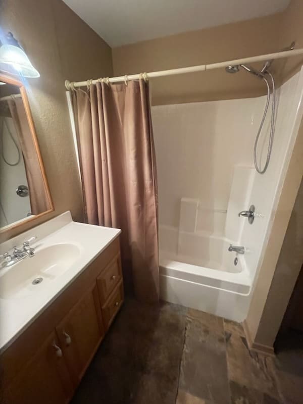 Building Photo - 110 Hart Ave