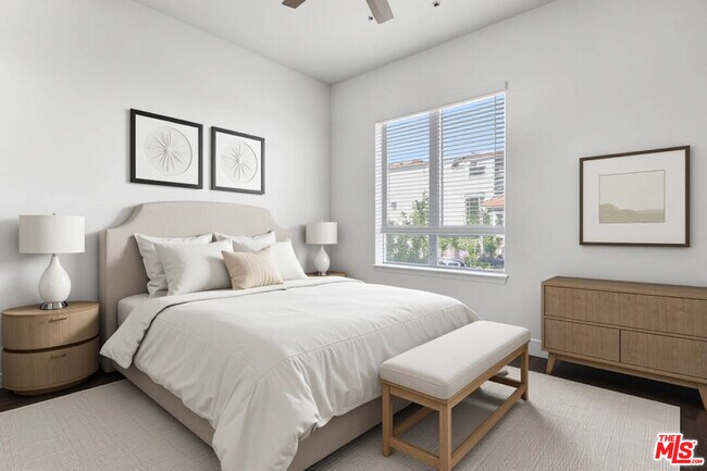 Building Photo - 12920 W Runway Rd