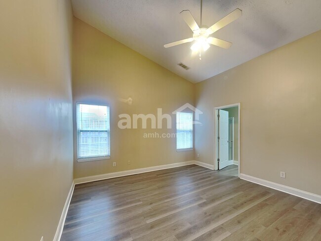 Building Photo - 785 Mount Royal Cv