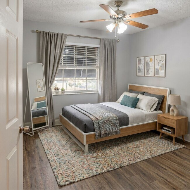 Building Photo - South Tampa 2-Bedroom Condo Near Midtown, SoHo & Westshore!