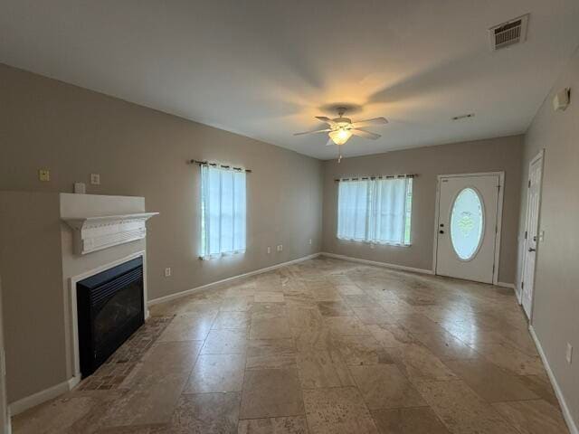 Building Photo - 2457 Lakeview Dr S