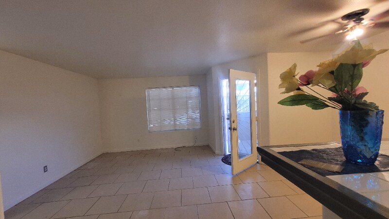 Building Photo - 1830 N Pecos Rd