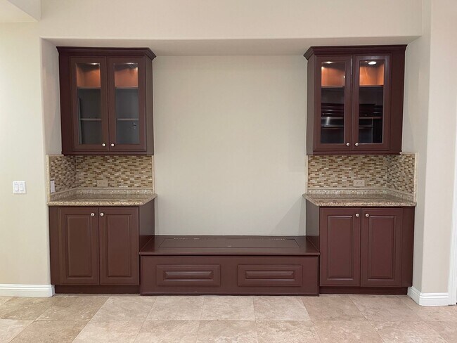 Building Photo - Spacious Custom Built Downtown Huntington Beach Home with Elevator