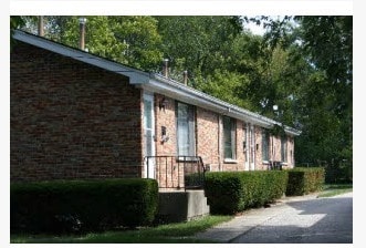 Primary Photo - 239 N Hager Ave