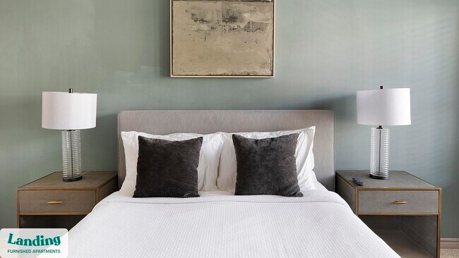 Building Photo - 650 S Main St