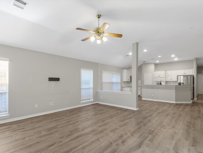 Building Photo - 23719 Allingham Ln