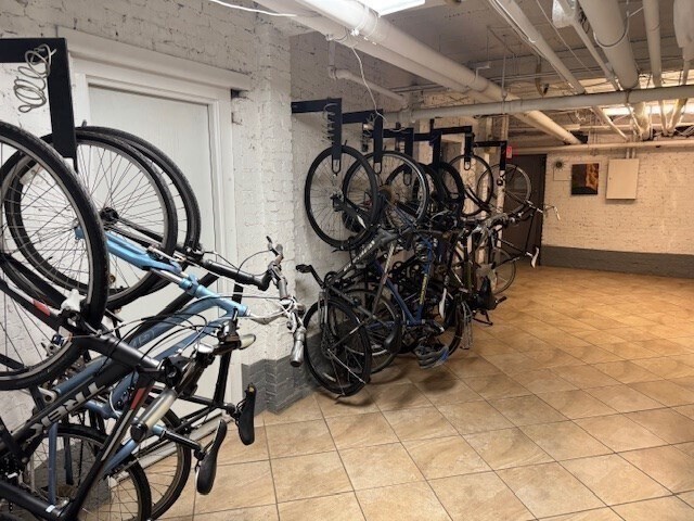 Building Photo - 21 Chauncy St