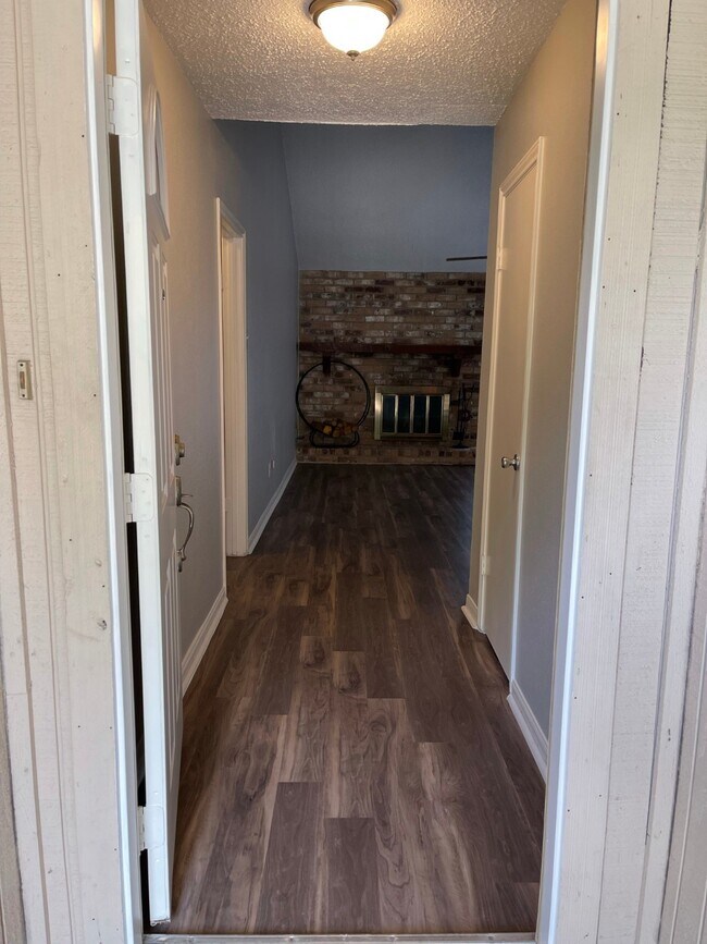 Building Photo - 5003 Spring Forest Dr