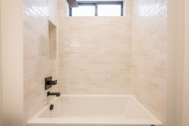 Building Photo - Brand New Townhouse in Luxury Neighborhood