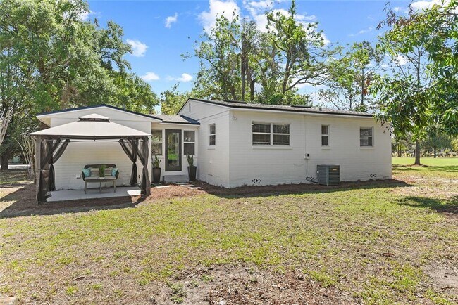 Building Photo - 1037 N Virginia Ave