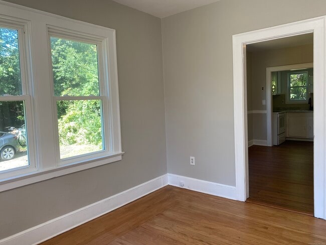 Building Photo - 301 Terrace Ave