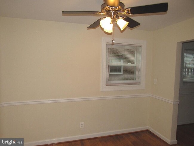 Building Photo - 121 E Glendale Ave