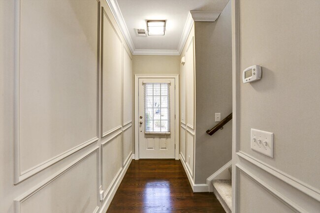 Building Photo - 2849 Jordan Oaks Ln