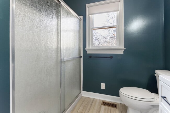 Building Photo - Beautiful 4 Bed 3.5 Bath Home on 20 Acres